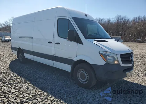 2014 Mercedes-Benz Sprinter 2500 z USA, uszkodzony, nr VIN WD3PE8DC1E5940153